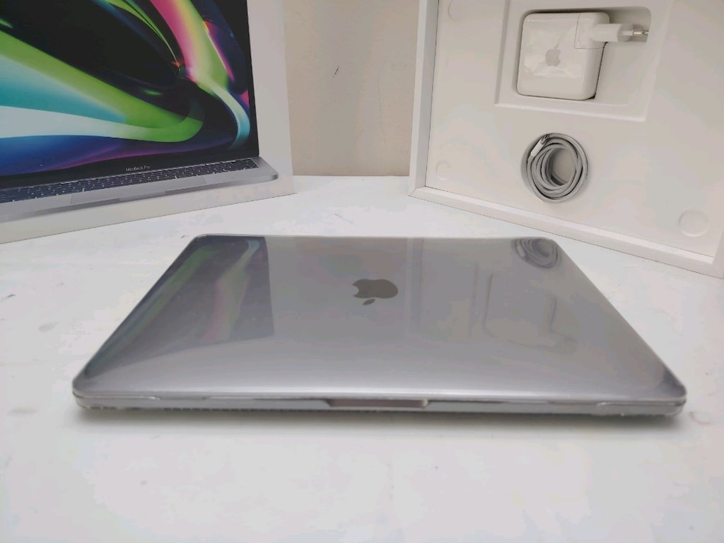 MacBook pro M1 8GB RAM 256GB SSD PİL DEVRİ 220 TOUCBAR ÖZELLİĞİ VAR - 7