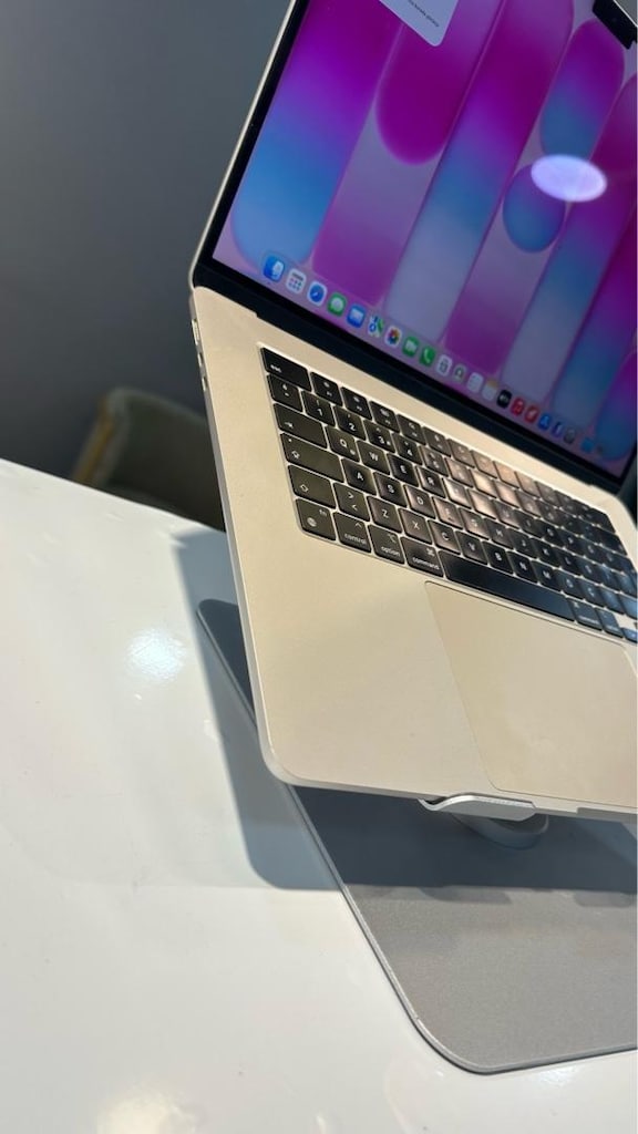 MacBook Air M3 15” 8/256 HATASIZ / TERTEMİZ - 2