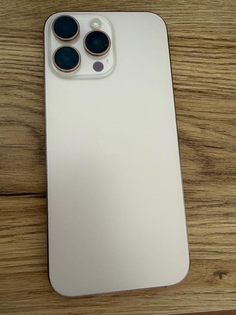 ıphone 16 pro max - 4
