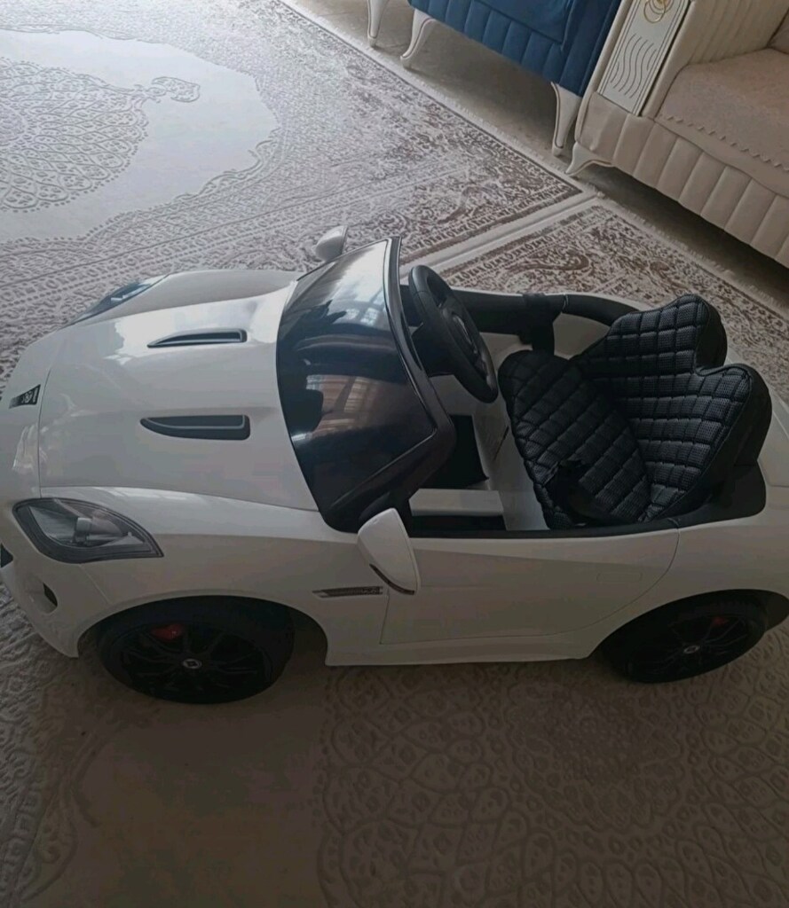 Babyhope 442 Cougar Akülü Araba 12v Uzaktan Kumandalı Beyaz - 2
