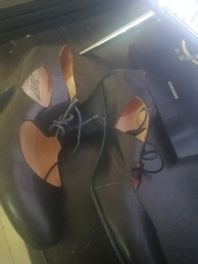 elle 39 siyah. - 5