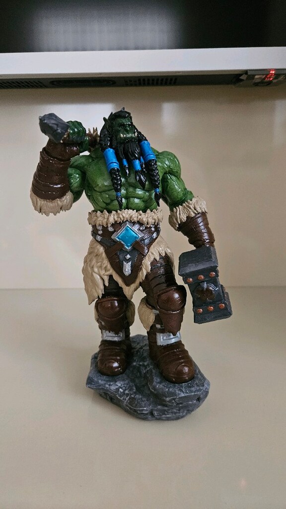 Warcraft Thrall Figürü 21 cm El Boyaması - 8