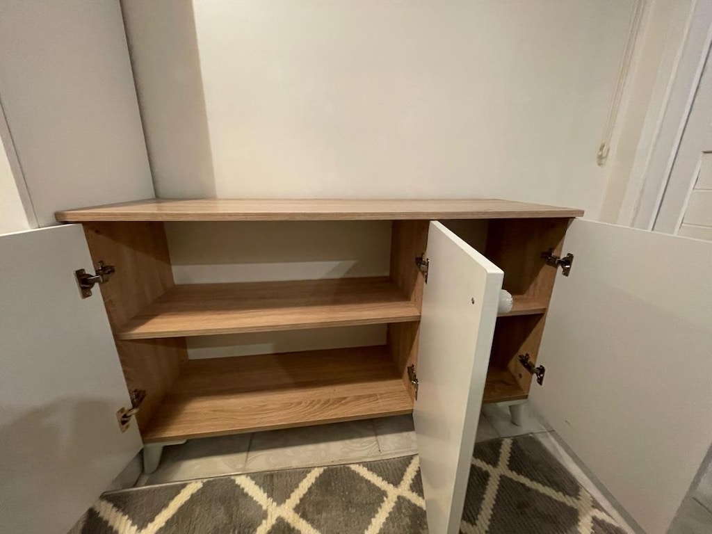 3 kapaklı kiler/konsol/büfe (İstanbul/Esenyurt) - 3