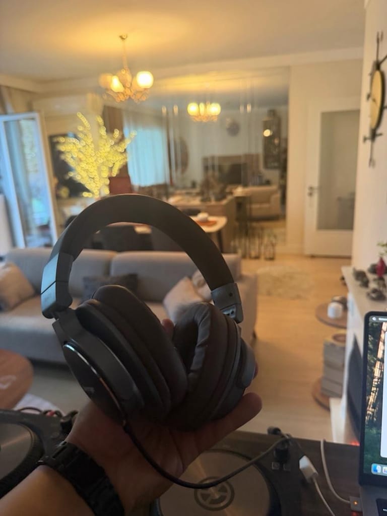 Behringer BH 470 studyo kulakligi - 4