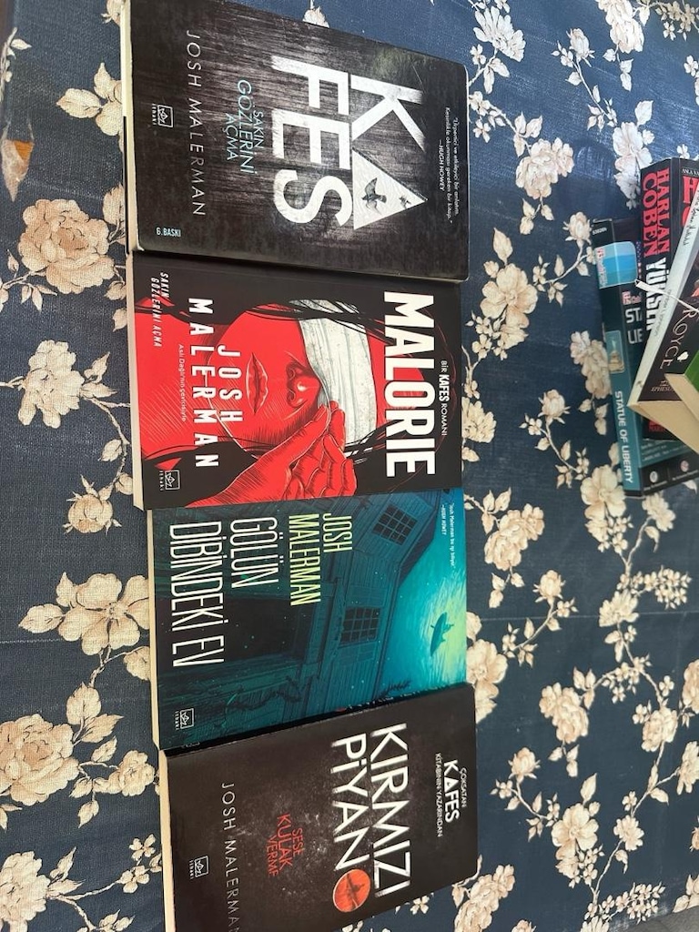 Josh Malerman Polisiye Kitap Seti - 2
