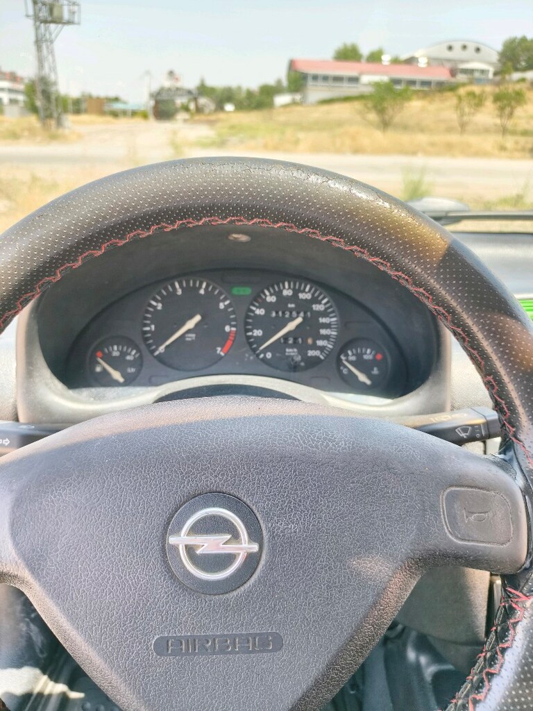OPEL CORSA 1.4 TECNO MOTOR 16 V - 16