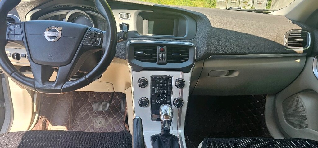 V40 CROSS COUNTRY 1.6 T4 180 HP - 6