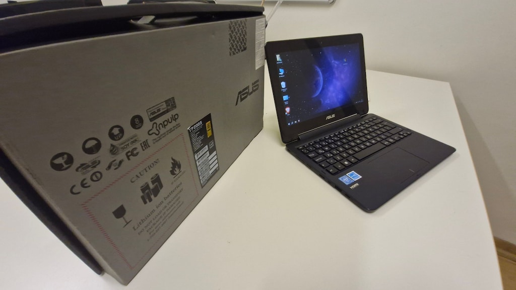Asus Dokunmatik Mini Tablet Laptop - 9