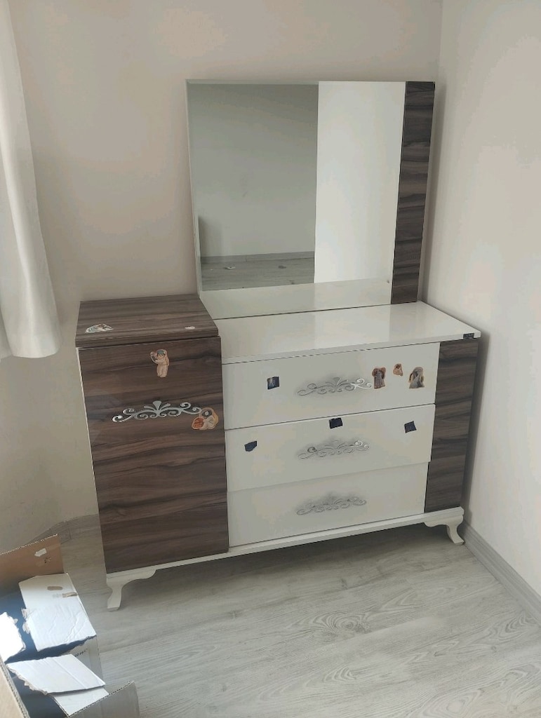 Mdf Yatak odası takımları 6 kapılı gardolap 2 komidin makyaj baza başl - 6
