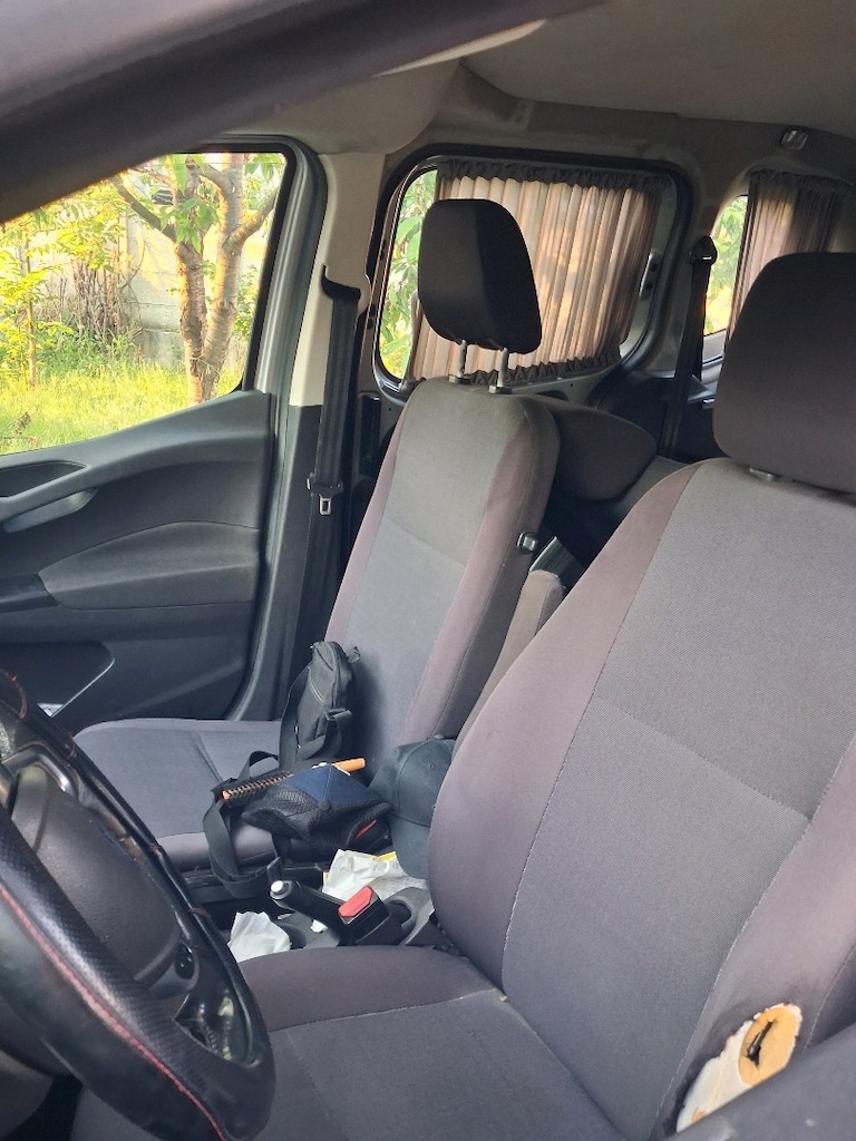 ford transit courier 2014 1.6 deluxe - 6