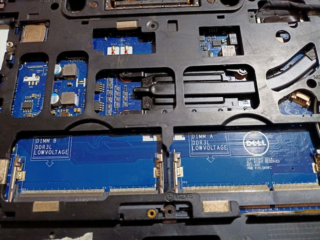 Dell E5470/ i5/6Nesil çalışır durumda görünen var - 7