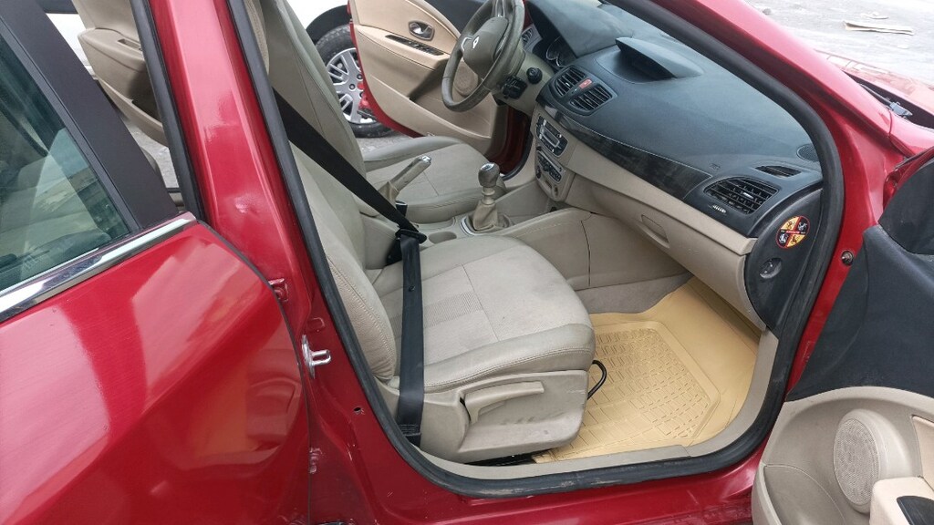 2010 Renault Fluence - 3