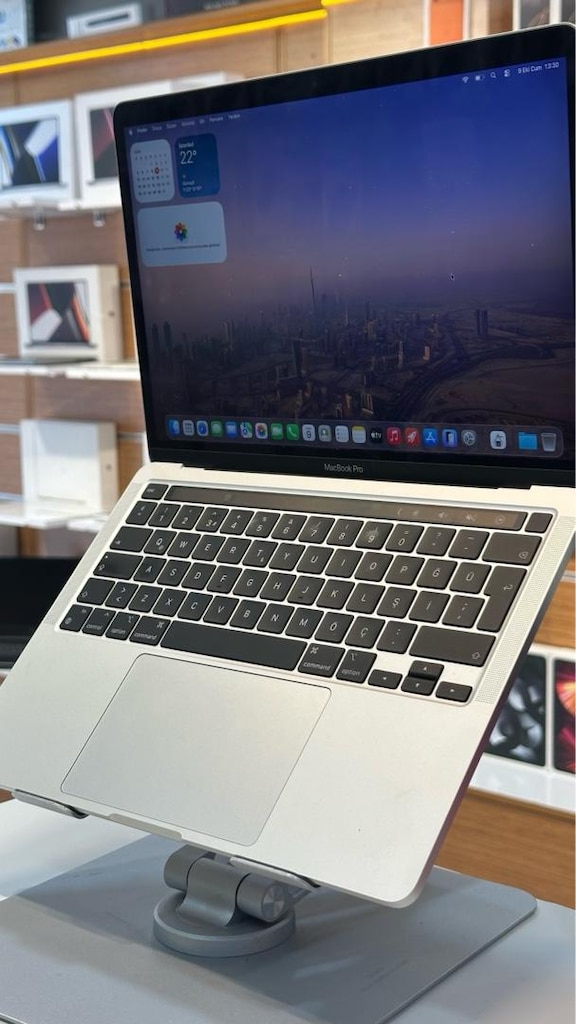 MacBook Pro M2 13” 8 GB RAM 512 GB SSD PİL DEVRİ : 9 HATASIZ GARANTİLİ - 7