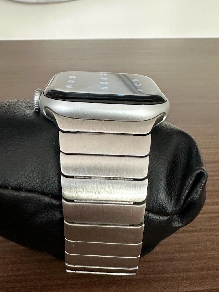 Apple Watch Seri 11 46 MM Gümüş - 4