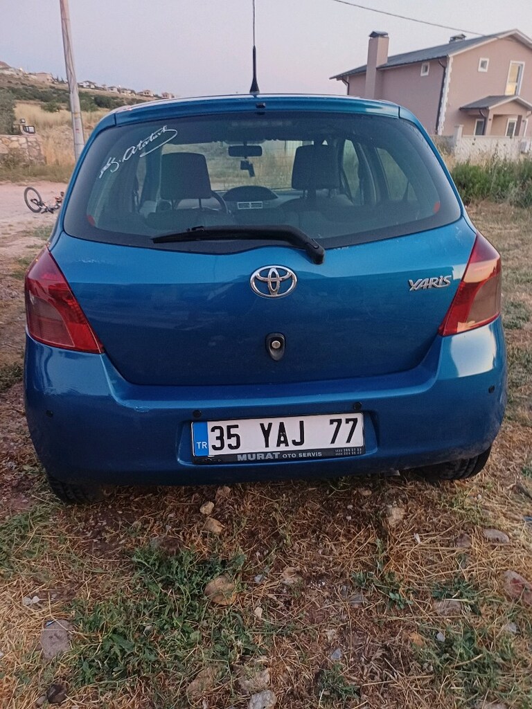 TOYOTA YARIS DIZEL - 11