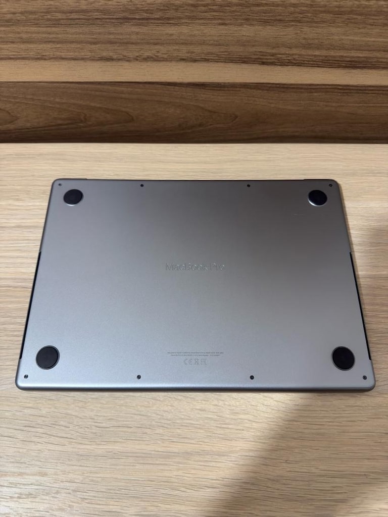 MacBook Pro / M1 Pro / 14 inç / 16 GB Ram / 512 GB Ssd - 9
