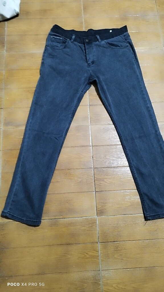 #Philip Plein likralı jeans pantolon..Eni çekilince 49  Boyu 105 - 3