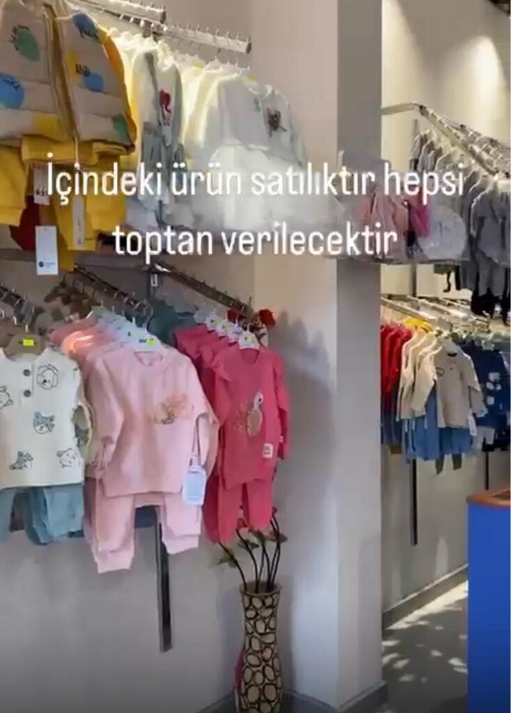 0 ve 12 yas kıyafetler kot pantolan ve anne eteklerı1000 parca - 3