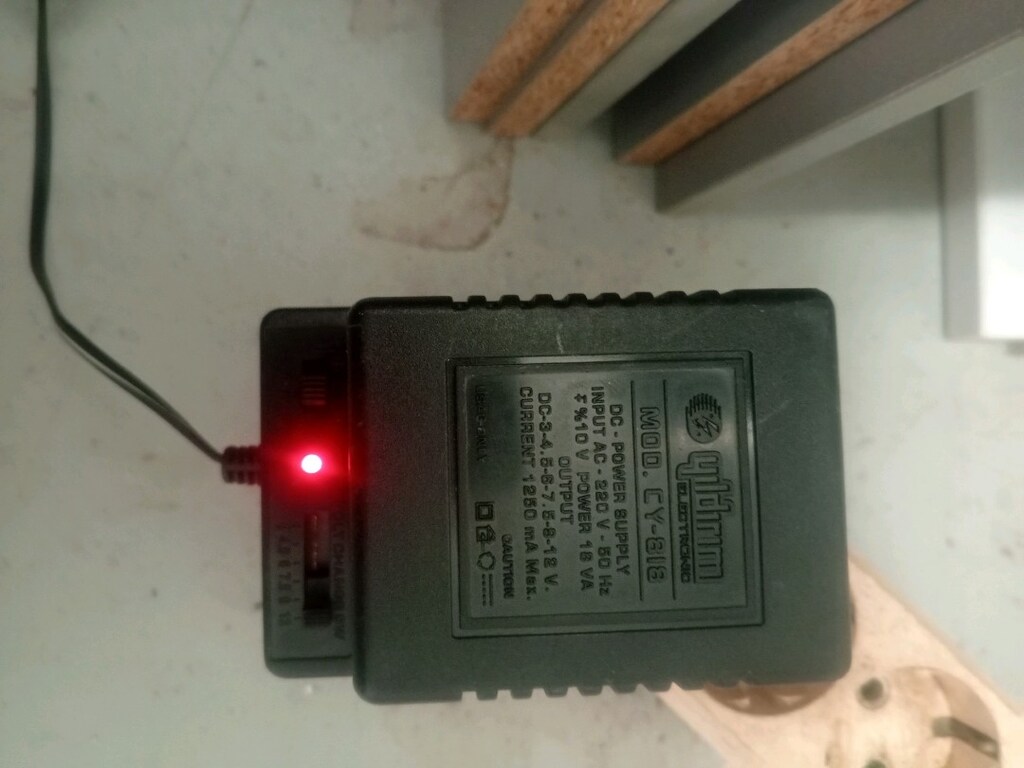 satılık dereceli adaptör 3.4.5.6.7.8.12 volt - 2