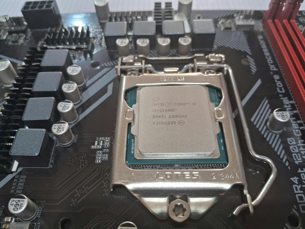 i5 11400F 32 gb Ram b560 Anakart - 4