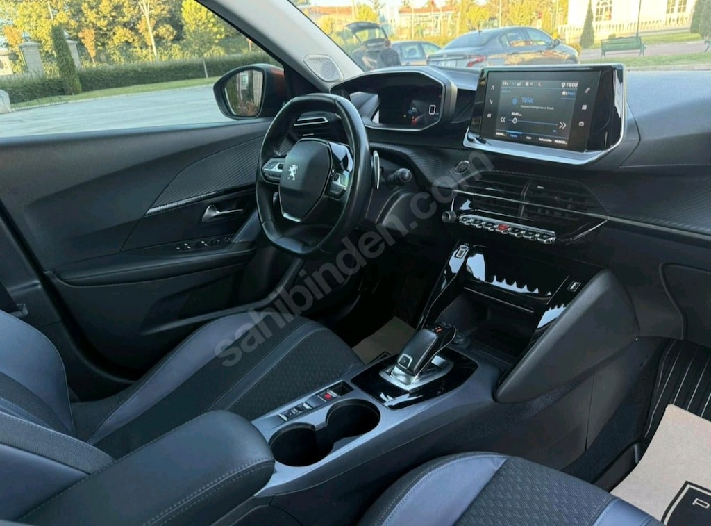 Sahibinden Peugeot 2008 1.5 BlueHDI Allure 2020 Model, EAT8 Otomatik - 3