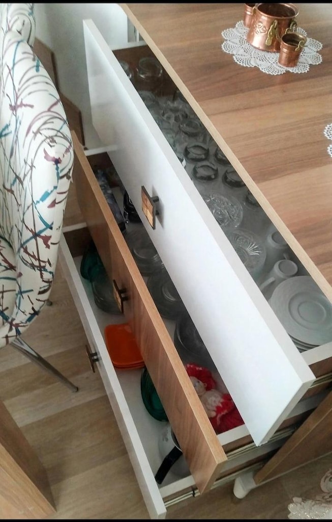 Ceviz Beyaz Gizli Bölmeli Açılır Kapanır Yemek Takımı 6 Sandalye - 8