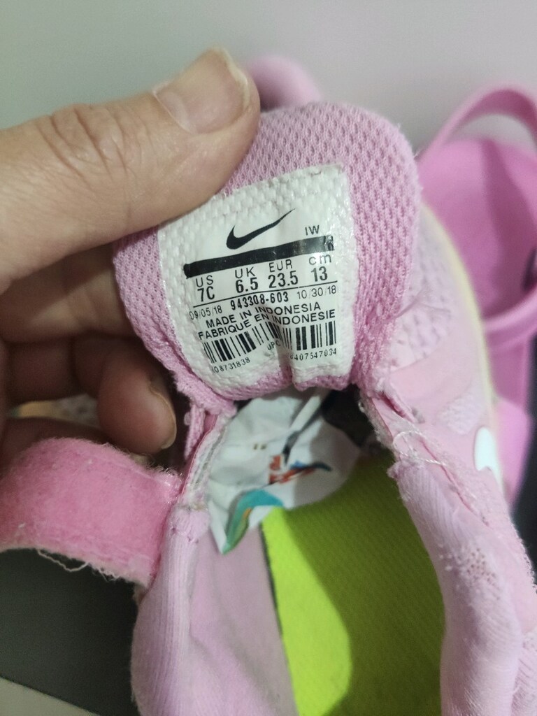 Nike spor ayakkabı ve sandalet - 4