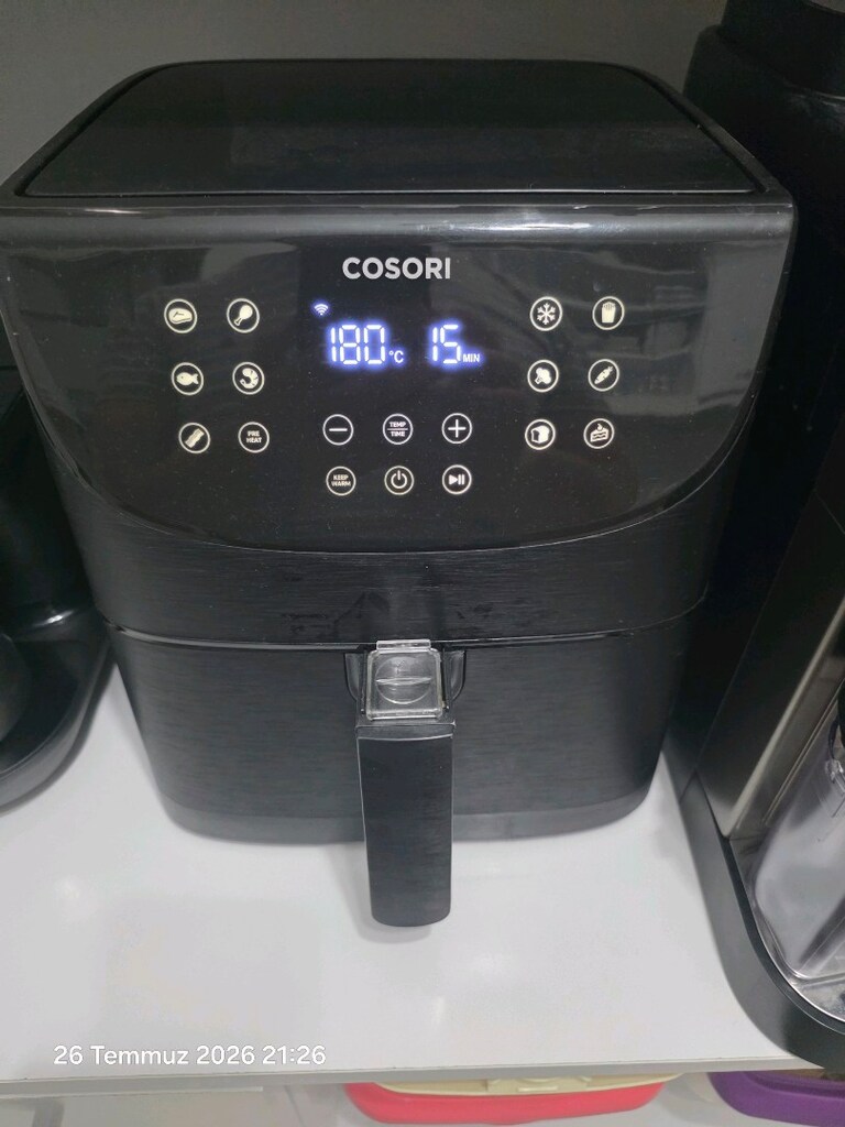 cosori 5.5L XXL air fryer - 2
