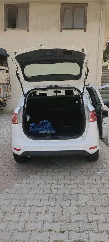 2015 model Düşük km Aile arabası - 13