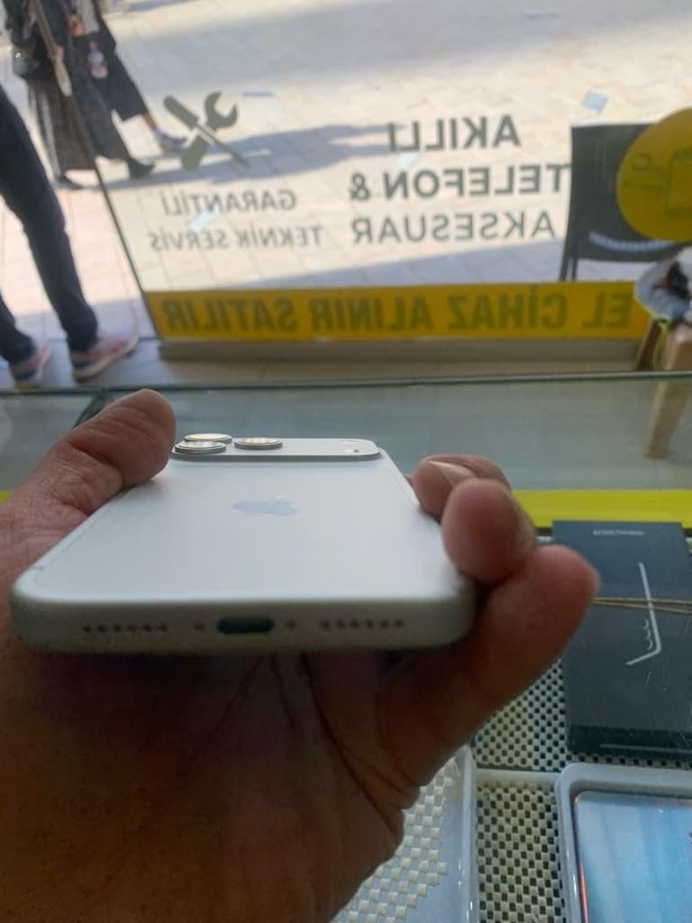 Iphone 17 promax 256 gb y.d - 5