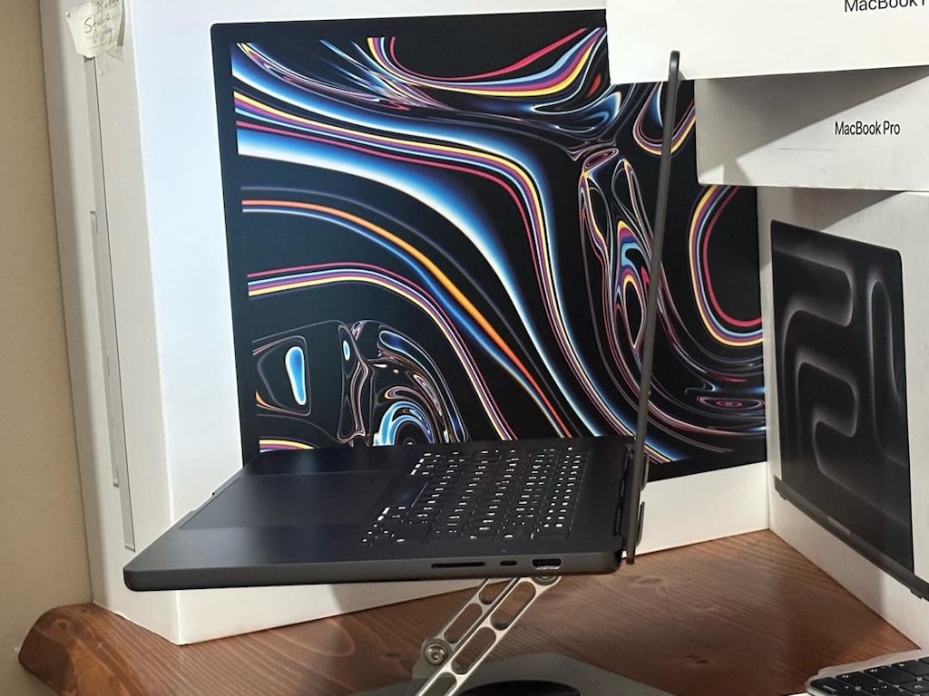 Sitede tek ! pil sağlığı 95 devir 70 macbook pro M3 pro 16” garantili - 10