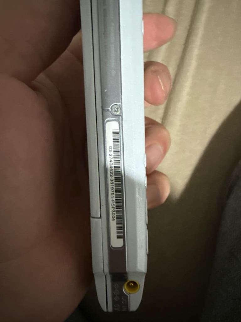 sony psp 3004 - 2
