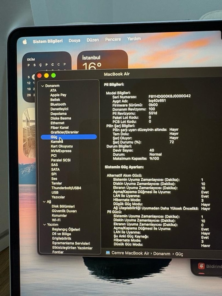 Apple MacBook Air M4 256 GB + 16 GB RAM - 4