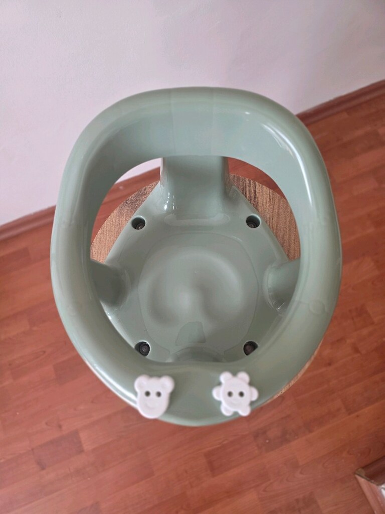 Yeşil Bebek Banyo Oturağı -Güvenli Vakum Tabanlı Eğlenceli Figürler - 4