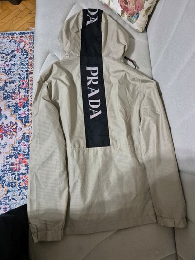 prada mont