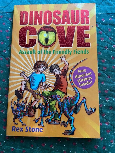 Dinosaur Cove / Rex Stone