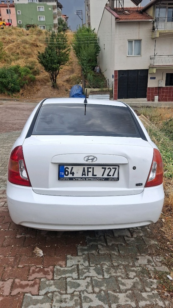 hyundai accent era - 3