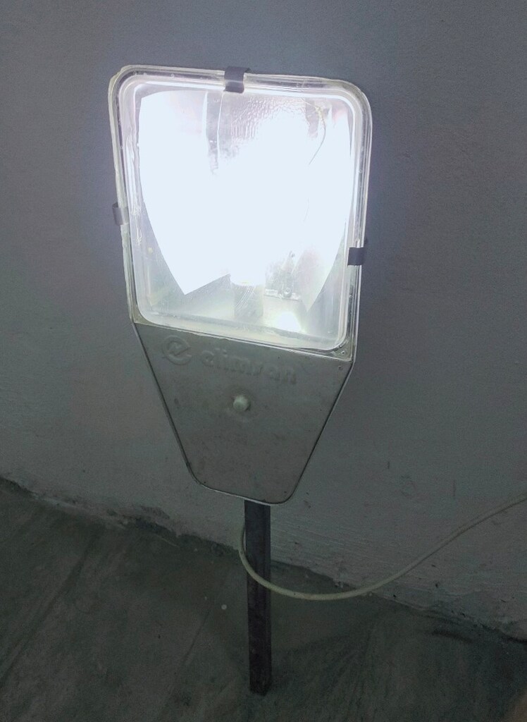 seyyar projektör.125w - 6