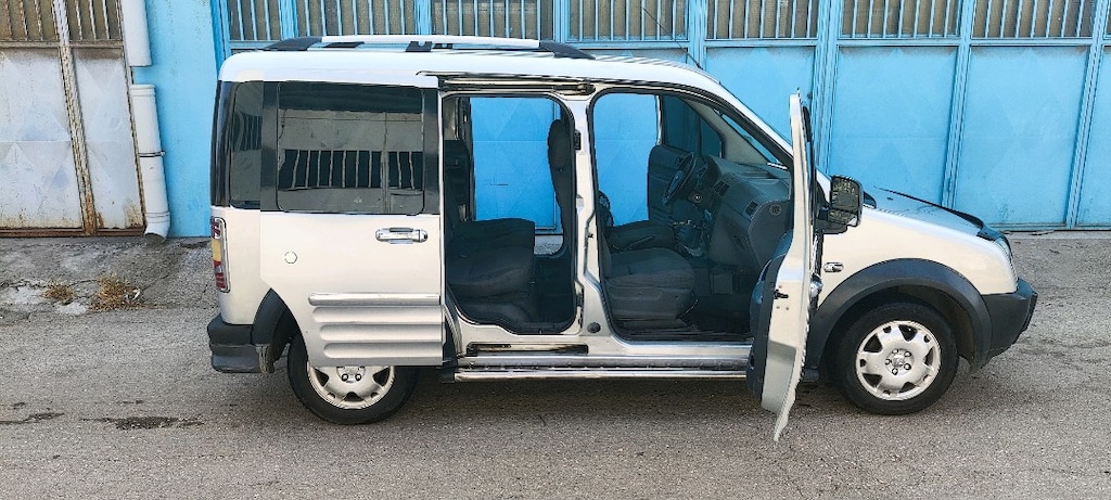 2004 Ford cornet - 6