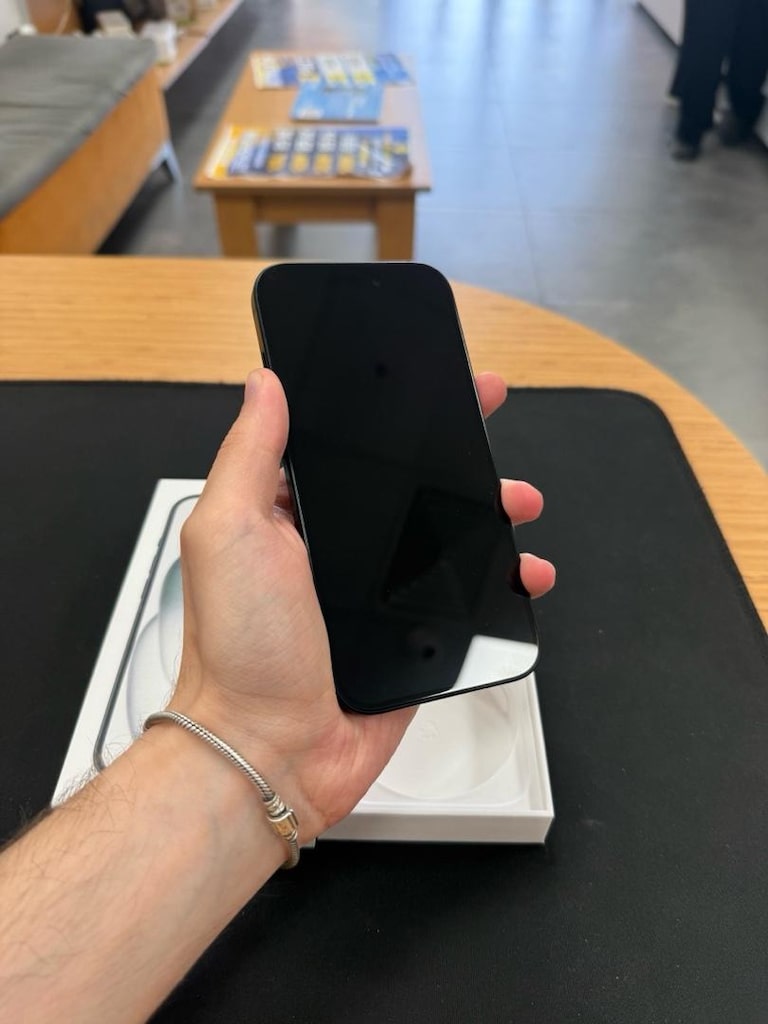 İphone 15 256 Gb Siyah Temiz - 6
