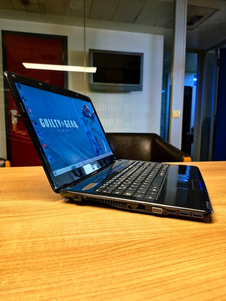 Laptop CASPER i3 İşlemcili 12GB Ramli Ssdli Pili Sağlam - 2