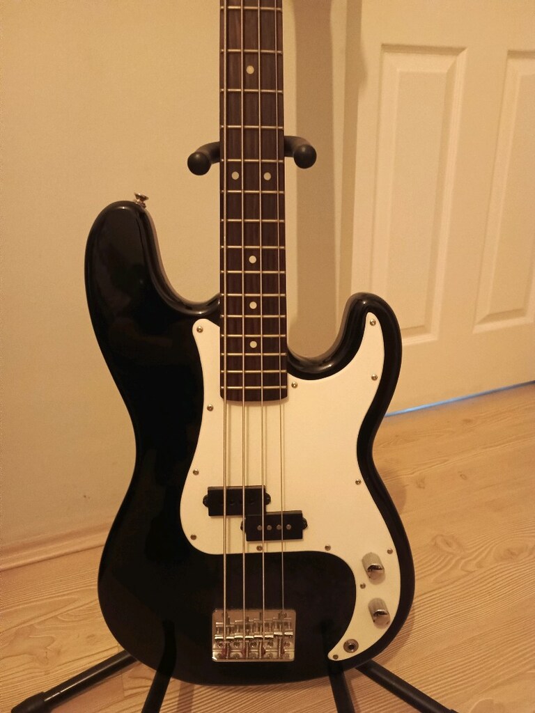 Stagg Bas gitar - 2