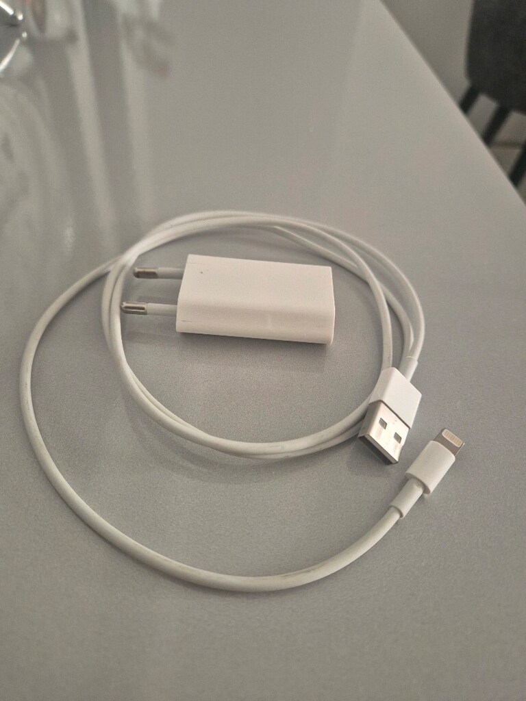İPhone şarj cihazı - 2