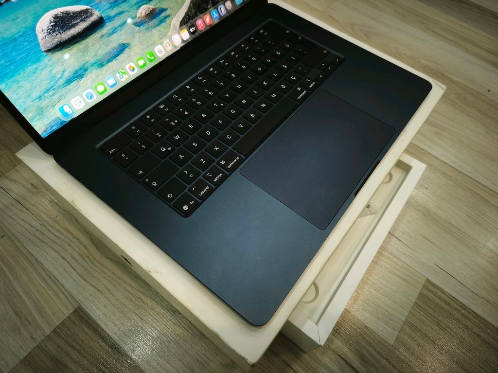MACBOOK AİR M5 16.CB.RAM 512.CB.SSD 15.İNC .17.AY GARANTİLİ Sigortalı - 3