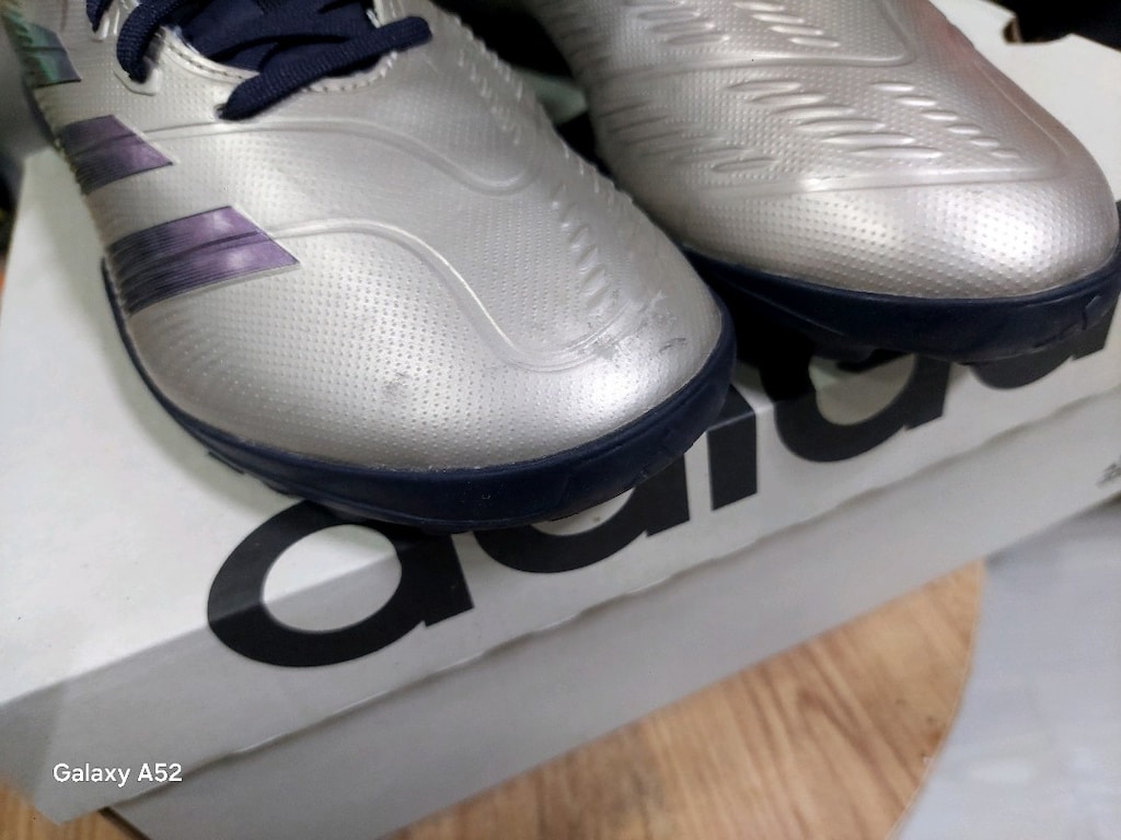 Orjinal Adidas 42 numara PREDATÖR Halı Saha ayakkabısı İKİNCİ EL.. - 10