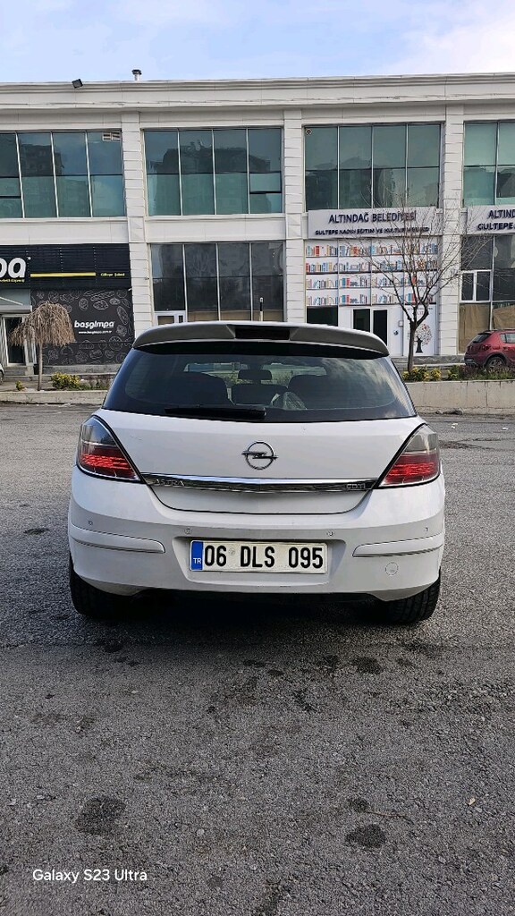 2010 Opel Astra 1.3 CDTI - 16