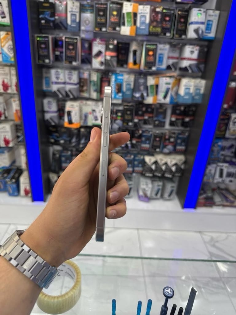 İPHONE 16 PRO MAX 256GB YURTDIŞI NOKTA HATASIZ - 3