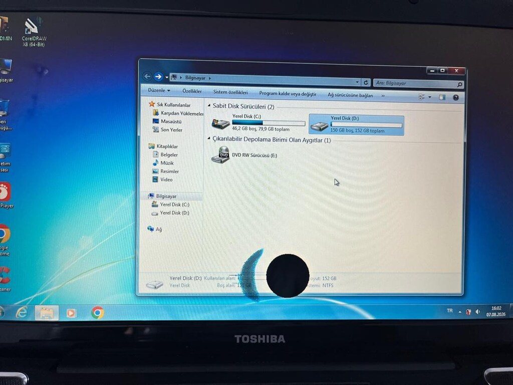 toshiba satellite l505 11E - 8