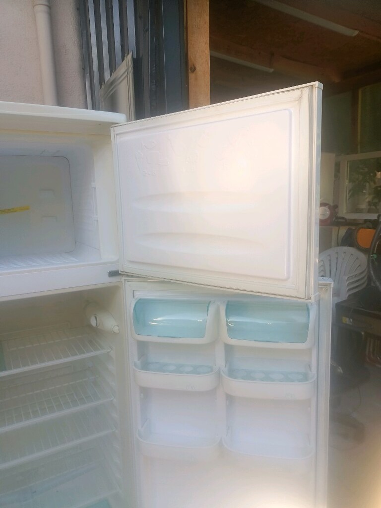 Arçelik küçük ebatlı temiz sorunsuz Buzdolabı - 9