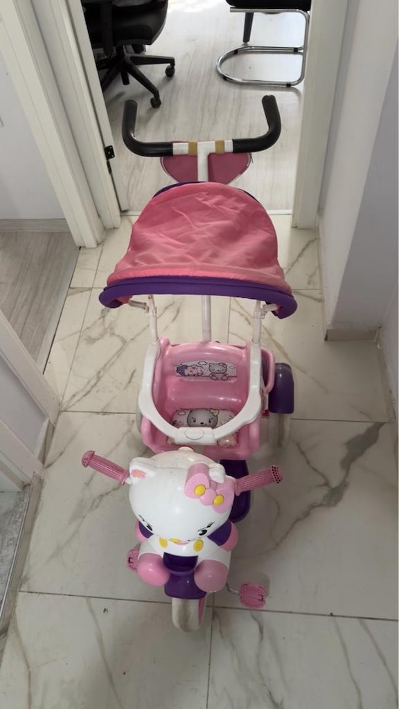 HELLO KİTTY BEBEK BİSİKLETİ - 3